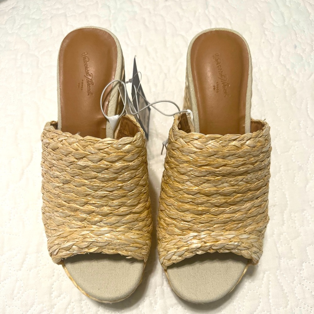 NWT Universal Threads Women’s Nessa Platform Mule Heels - Size 7